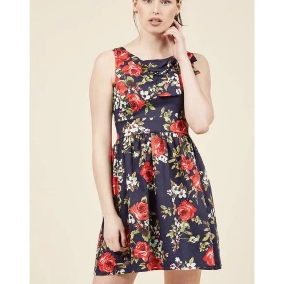 ModCloth Pennsylvania Blossom Floral Dress 1X - Picture 9 of 9